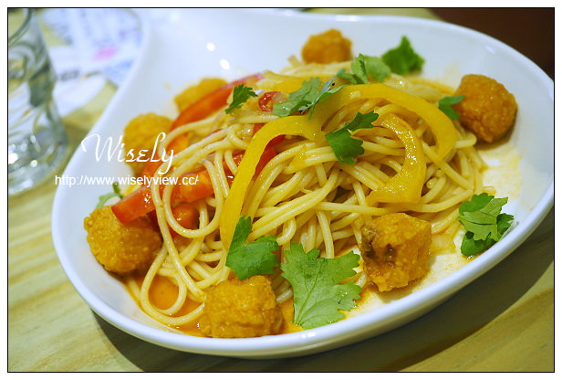 【食記】台北信義。捷運市政府站：疊疊樂鬆餅三明治(松菸店)＠童趣壁畫下午茶～捷運市政府站美食