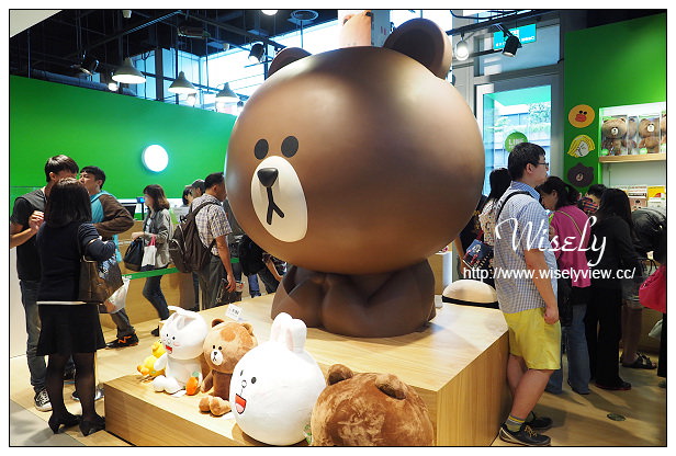 【遊記】台北信義。捷運市政府站：微風廣場(松高店)＠LINE FRIENDS STORE微風松高店三樓