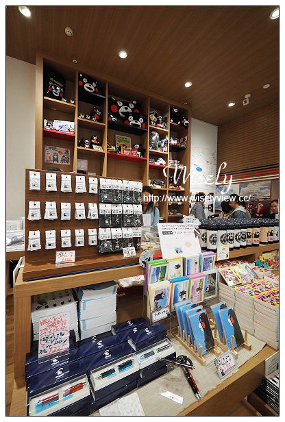 【旅行】2014日本。熊本市：Kumamon Square、Tokyo Hands(鶴屋百貨)＠酷MA萌辦公室 & 紀念限定品採購分享