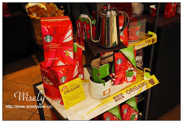 【旅行】2014日本。Starbucks星巴克聖誕商品系列:Holiday小熊、耶誕杯與馬克杯與咖啡包 【旅行】2014日本。Starbucks星巴克聖誕商品系列:Holiday小熊、耶誕杯與馬克杯與咖啡包