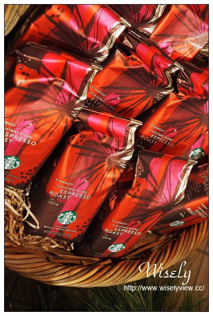 【旅行】2014日本。Starbucks星巴克聖誕商品系列:Holiday小熊、耶誕杯與馬克杯與咖啡包 【旅行】2014日本。Starbucks星巴克聖誕商品系列:Holiday小熊、耶誕杯與馬克杯與咖啡包