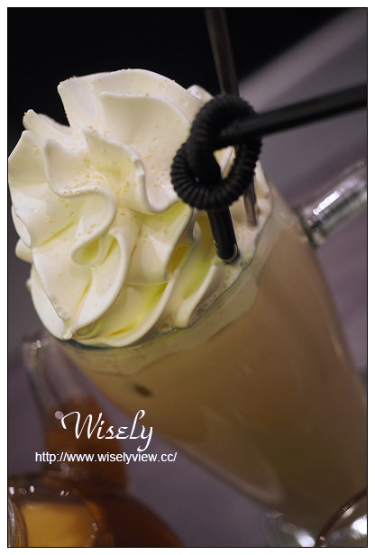 【食記】台北市。中正區：瓦法奇朵(台北車站店)＠牛排買一送一至12/4，輕食料理也好吃