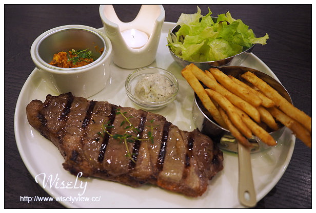 【食記】台北市。中正區：瓦法奇朵(台北車站店)＠牛排買一送一至12/4，輕食料理也好吃