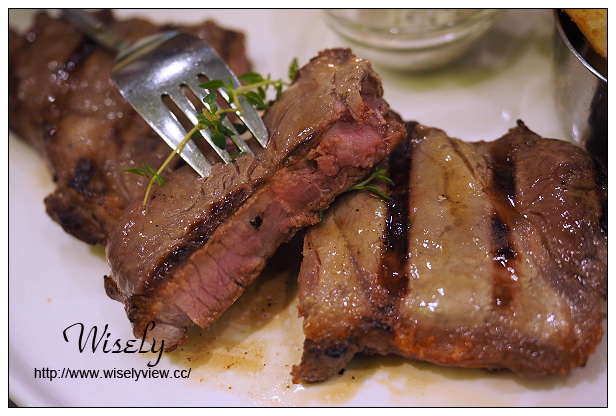 【食記】台北市。中正區：瓦法奇朵(台北車站店)＠牛排買一送一至12/4，輕食料理也好吃