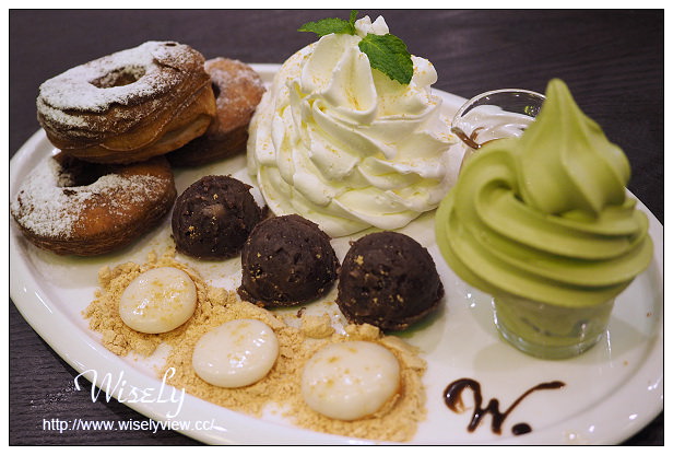 【食記】台北市。中正區：瓦法奇朵(台北車站店)＠牛排買一送一至12/4，輕食料理也好吃