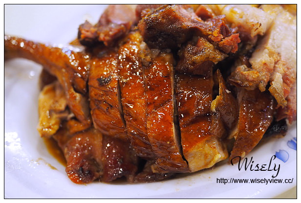 【食記】新北市。永和區：廣東正龍城烤鴨：三寶拼盤美味～捷運永安市場站美食 @WISELY's 拍拍照寫寫字