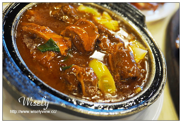 【食記】新北市。永和區：廣東正龍城烤鴨：三寶拼盤美味～捷運永安市場站美食