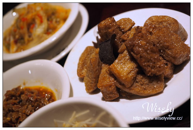 【食記】台北市。信義區：老熊味湯包館(市府店)＠上海菜館分店，捷運市政府站美食