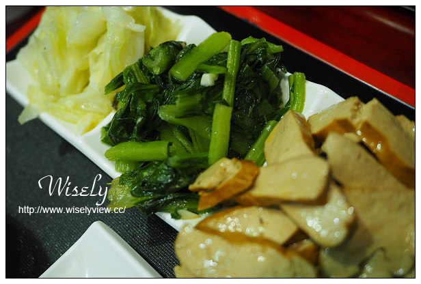 【食記】新北市。永和區：饕食屋 厚切豚排＠價格便宜的定食快餐，捷運頂溪站美食