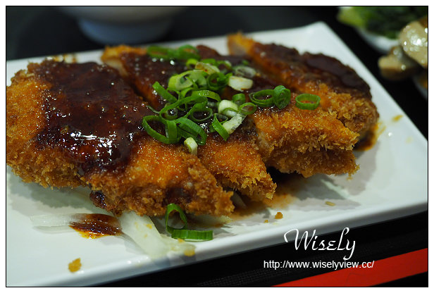 【食記】新北市。永和區：饕食屋 厚切豚排＠價格便宜的定食快餐，捷運頂溪站美食
