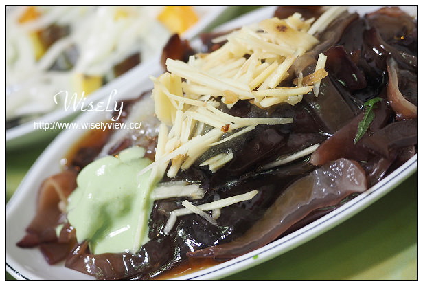 【食記】嘉義市。嘉義雞肉飯：阿明火雞肉飯/咖哩飯＠鄉民推薦美食，在地計程車運將介紹