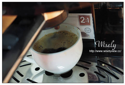 【開箱】迪朗奇半自動咖啡機：Delonghi Icona ECO310義式濃縮咖啡機＠造型復古，品味香濃