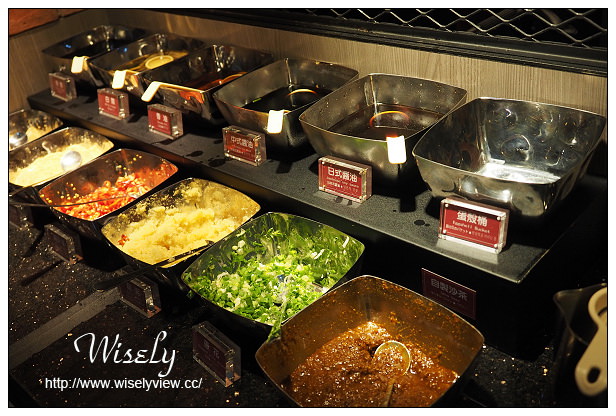 【食記】台北市。中正區：石頭公石頭火鍋：平價單點美式裝潢風格，馬辣副牌火鍋店