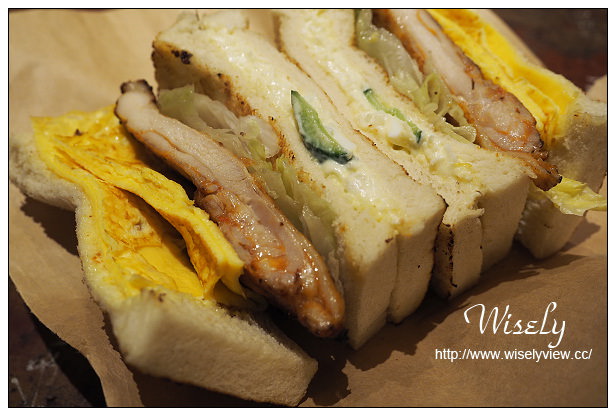 【食記】台北市。中正區：高三孝碳烤吐司&高大鮮奶茶@南門市場後，捷運中正紀念堂站美食