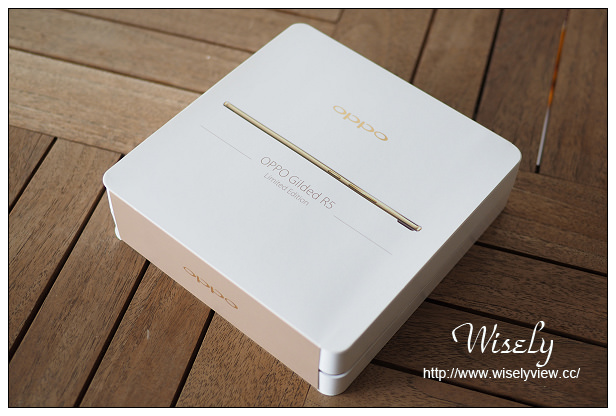 【開箱】OPPO Gilded R5。高質感智慧型手機:金色情人節限定款@薄如蟬翼、金屬材質,具備冰巢散熱技術與快捷閃充技術 【開箱】OPPO Gilded R5。高質感智慧型手機:金色情人節限定款@薄如蟬翼、金屬材質,具備冰巢散熱技術與快捷閃充技術
