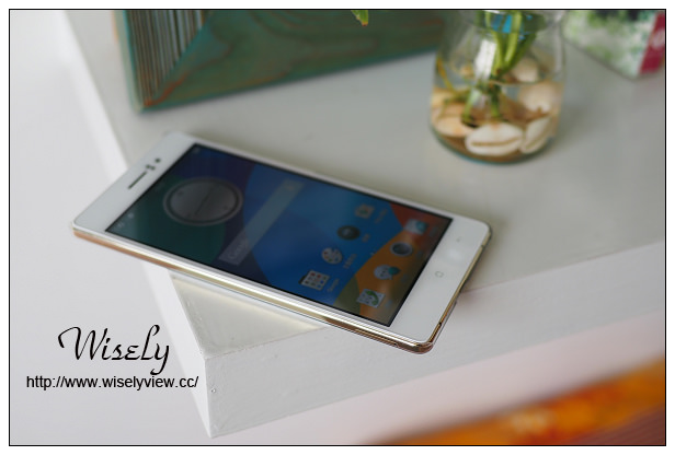 【開箱】OPPO Gilded R5。高質感智慧型手機:金色情人節限定款@薄如蟬翼、金屬材質,具備冰巢散熱技術與快捷閃充技術 【開箱】OPPO Gilded R5。高質感智慧型手機:金色情人節限定款@薄如蟬翼、金屬材質,具備冰巢散熱技術與快捷閃充技術