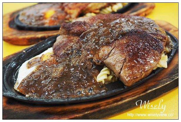 【遊記】台北市。士林區：士林夜市＠大統一牛排、北投蔡元益紅茶，2015士林官邸玫瑰展