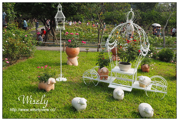 【遊記】台北市。士林區：士林夜市＠大統一牛排、北投蔡元益紅茶，2015士林官邸玫瑰展