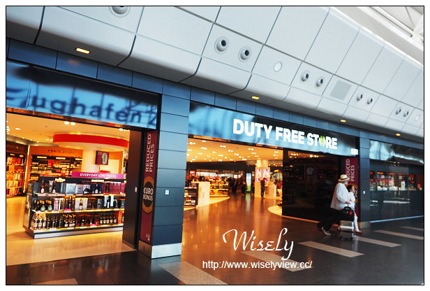 【旅行】歐洲。瑞士：因特拉肯(Interlaken)自由行_Day06＠蘇黎世機場（Zurich Airport）必買必逛必吃分享～Duty Free Store、Confiserie Sprungli史普力巧克力、Lindt瑞士蓮巧克力、The Spirit of Switzerland、Schweizer Heimatwerk