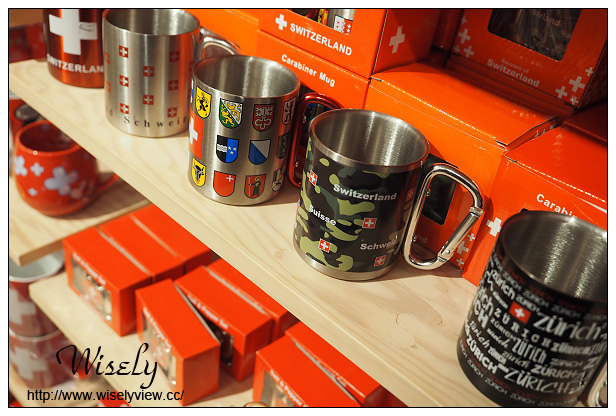 【旅行】歐洲。瑞士：因特拉肯(Interlaken)自由行_Day06＠蘇黎世機場（Zurich Airport）必買必逛必吃分享～Duty Free Store、Confiserie Sprungli史普力巧克力、Lindt瑞士蓮巧克力、The Spirit of Switzerland、Schweizer Heimatwerk