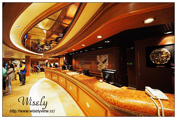 【旅行】日本沖繩。巨匠旅遊 :藍寶石公主遊輪_Day01＠基隆港登船入關、臥房住宿用餐、休閒娛樂設施，史德林牛排館(25美元牛排)