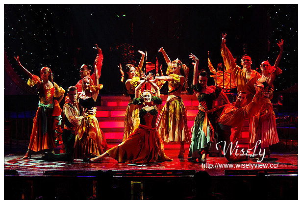 【旅行】日本沖繩。巨匠旅遊：藍寶石公主遊輪_Day02＠國際通一日遊～沖繩限定明信片、星巴克沖繩杯、鹽屋冰淇淋、牧志公設市場採購、大眾酒場立足屋、守禮堂(除魔獅子/風獅爺)、まんまる商店(沖繩鄉土料理居酒屋)、御菓子御殿