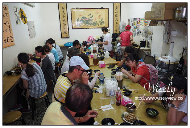 【食記】台北市。士林區：文化大學美食＠牛肉拌麵～懷念簡樸的蒜香古早味