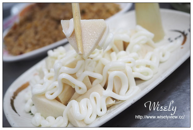 【食記】新北市。中和區：興南夜市美食＠阿河肉粥灶腳料理，平價熱炒小吃～捷運南勢角站美食