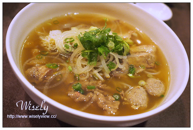 【食記】台北市。大安區:東區美越牛肉粉@清爽河粉平價美味~捷運忠孝復興站美食 【食記】台北市。大安區:東區美越牛肉粉@清爽河粉平價美味~捷運忠孝復興站美食