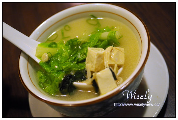 【食記】台北市。大安區：台大公館美食＠會津屋日式食堂～定食壽司，捷運台電大樓站美食