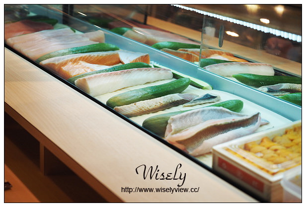 【食記】台北信義。捷運市政府站：ATT4Fun 5F＠WO Sushi-沃壽司～立食壽司料理吧