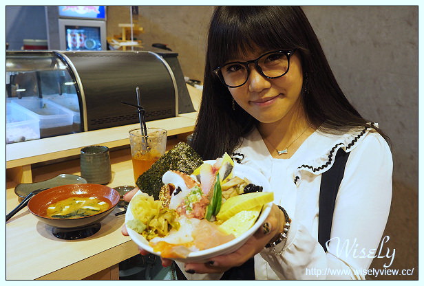 【食記】台北信義。捷運市政府站：ATT4Fun 5F＠WO Sushi-沃壽司～立食壽司料理吧