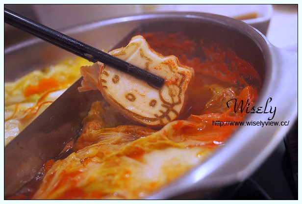 【食記】台北市。大安區：東區216巷＠Hello Kitty Shabu-Shabu～捷運忠孝敦化站美食