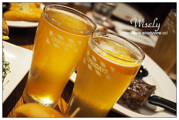 TGI FRIDAYS 星期五美式餐廳2015︱Burger Day漢堡日1+1加碼慶︱捷運西門站