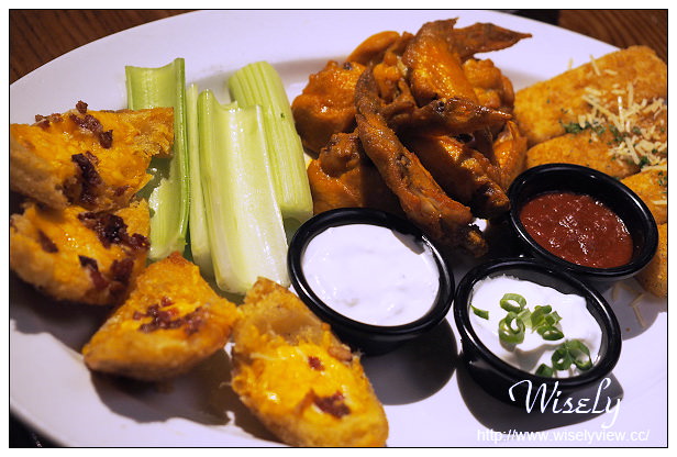 TGI FRIDAYS 星期五美式餐廳2015︱Burger Day漢堡日1+1加碼慶︱捷運西門站