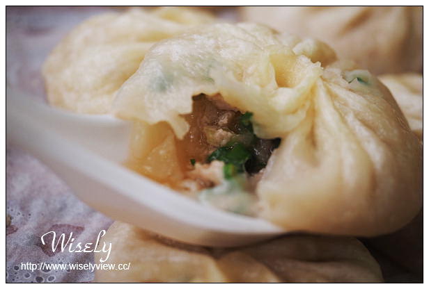 【食記】宜蘭縣。羅東鎮：羅東夜市美食＠林記鮮肉小湯包(民生市場)、玉圓堂(黑糖粉圓鮮奶)