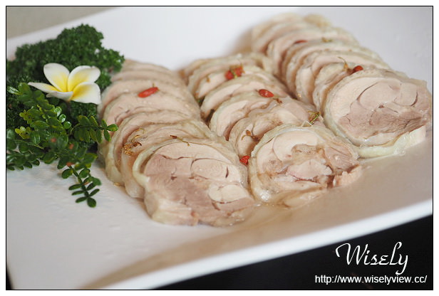 【遊記】新北市。OTOP鶯歌石碇一日遊：鶯歌老街&新旺集瓷手拉坯、茶鄉桂花農園風味料理、石碇許家麵線體驗與流水涼麵～指定日期優惠價NT899起