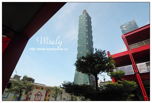 【食記】台北信義。捷運市政府站：信義威秀 LA CAFÉ＠美式酒吧餐廳，消磨時間的好地方