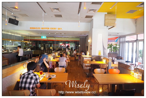 【食記】台北信義。捷運市政府站：信義威秀 LA CAFÉ＠美式酒吧餐廳，消磨時間的好地方