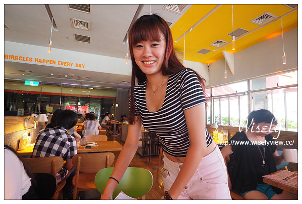 【食記】台北信義。捷運市政府站：信義威秀 LA CAFÉ＠美式酒吧餐廳，消磨時間的好地方