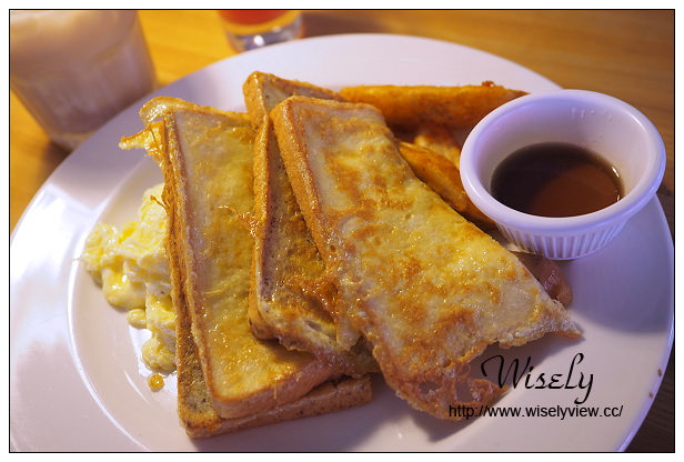 【食記】台北信義。捷運市政府站：信義威秀 LA CAFÉ＠美式酒吧餐廳，消磨時間的好地方