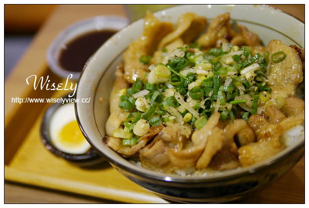 【食記】台北市。大安區：東區商圈＠開丼-燒肉VS丼飯(忠孝店)～捷運忠孝敦化站美食