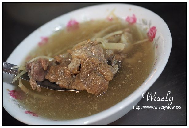 【食記】台北市。大同區：延三夜市@張沙茶牛肉～牛雜湯更美味，捷運大橋頭站美食