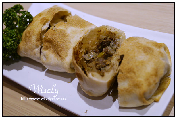 【食記】台北市。士林區：士林夜市＠草原風蒙古火鍋(二館)～單點湯頭香，捷運劍潭站美食