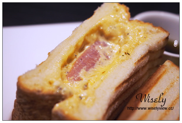 【食記】台北市。大安區：東區商圈@ChirleBrown查理布朗製菓(復興店)／C.C.KISS咖啡午茶，特色雪糕餐與下午茶～捷運忠孝復興站美食