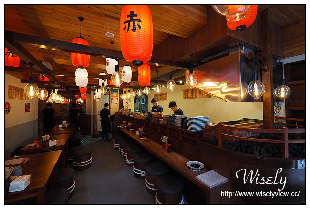 【食記】台北市。中山區：南西商圈＠時代。1931～翻修彈珠汽水工廠，懷舊特色串燒酒場～捷運中山站美食