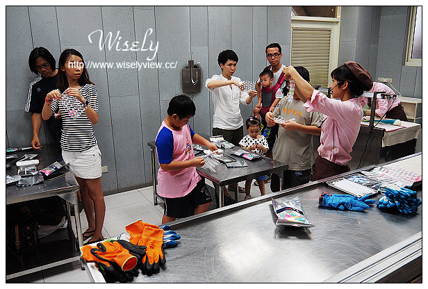 【遊記】宜蘭縣。員山鄉：觀光工廠景點＠菓風糖果工房～特色在地糖果與巧克力製作體驗