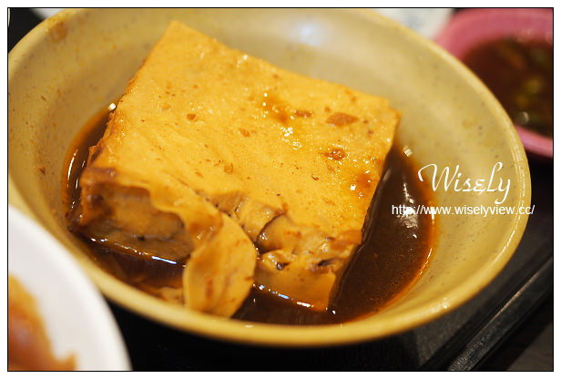 新北三重區。蓮霧滷肉飯︱在地美味魯肉飯名店之一，捷運菜寮站美食