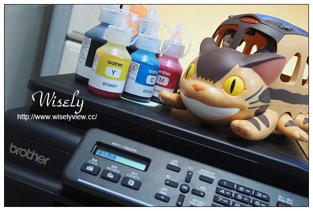 【開箱】3C。多功能複合機：Brother MFC-T800W(原廠大連供T系列)＠無滴漏填充設計，超高容量墨水匣(黑墨6000頁)，含傳真、掃描與無線功能 @WISELY's 拍拍照寫寫字