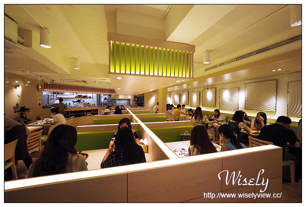 【食記】台北市。大安區：東區商圈＠抹茶館MACCHA HOUSE～抺茶甜品與拉麵熱食，鄰近捷運忠孝敦化站